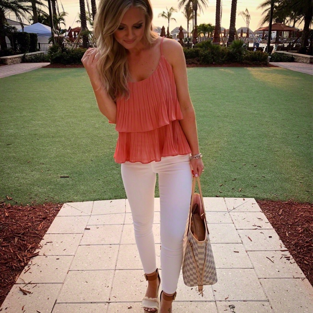 Ruffle tank